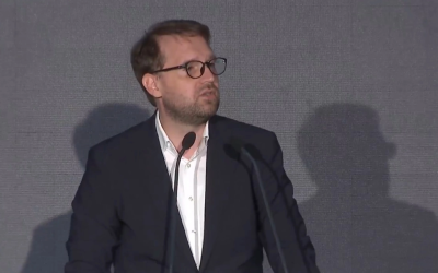 Președintele USR, Dominic Fritz, a declarat că alegerile anticipate rămân o variantă „puțin probabilă”, dar legitimă, în contextul crizei politice generate de retragerea sprijinului PSD pentru premierul Ilie Bolojan