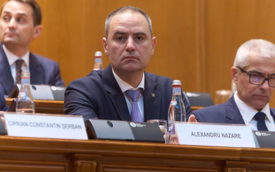 Ministrul Finanțelor, Alexandru Nazare, exclude orice criză politică și susține rămânerea premierului Ilie Bolojan Ministrul Finanțelor, Alexandru Nazare, a declarat că o criză politică în această perioadă nu ar aduce nimic bun pentru România și ar putea crește costurile de finanțare ale țării