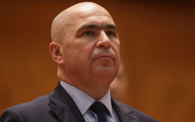 Președintele PNL și premierul Ilie Bolojan a respins marți speculațiile privind o demisie iminentă, insistând asupra necesității de a rămâne la guvernare, în ciuda retragerii sprijinului politic din partea PSD