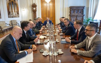 O nouă rundă de negocieri între Partidul Social Democrat (PSD) și confederațiile sindicale a avut loc miercuri, la București, în contextul în care miniștrii PSD se pregătesc să își depună mandatele