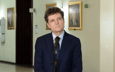Nicușor Dan: România, în pragul turbulențelor politice Președintele României, Nicușor Dan, a tras un semnal de alarmă cu privire la viitorul politic al țării