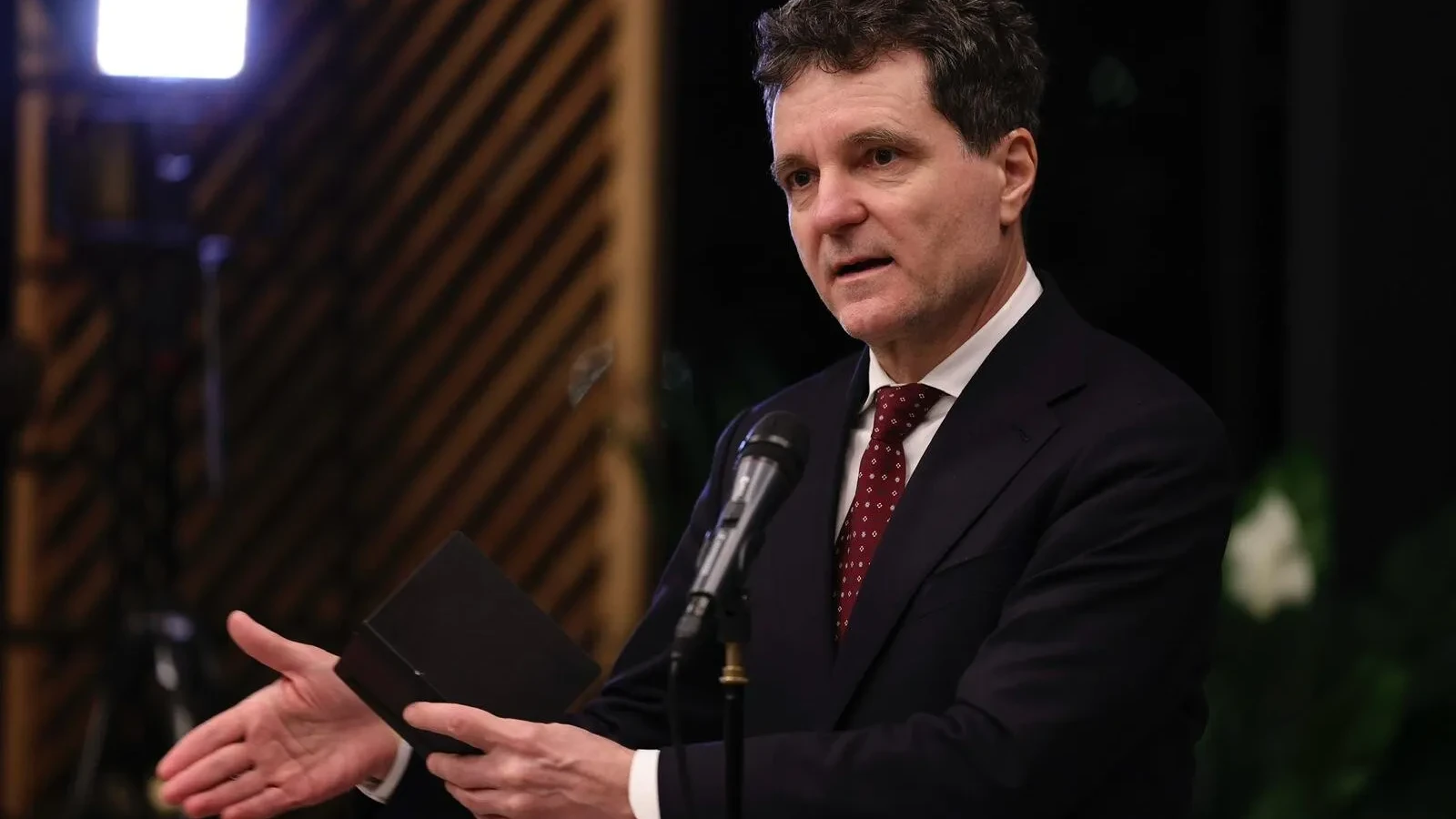 Președintele ROMÂNIEI, Nicușor Dan, a anunțat că țara noastră analizează posibilitatea de a par…