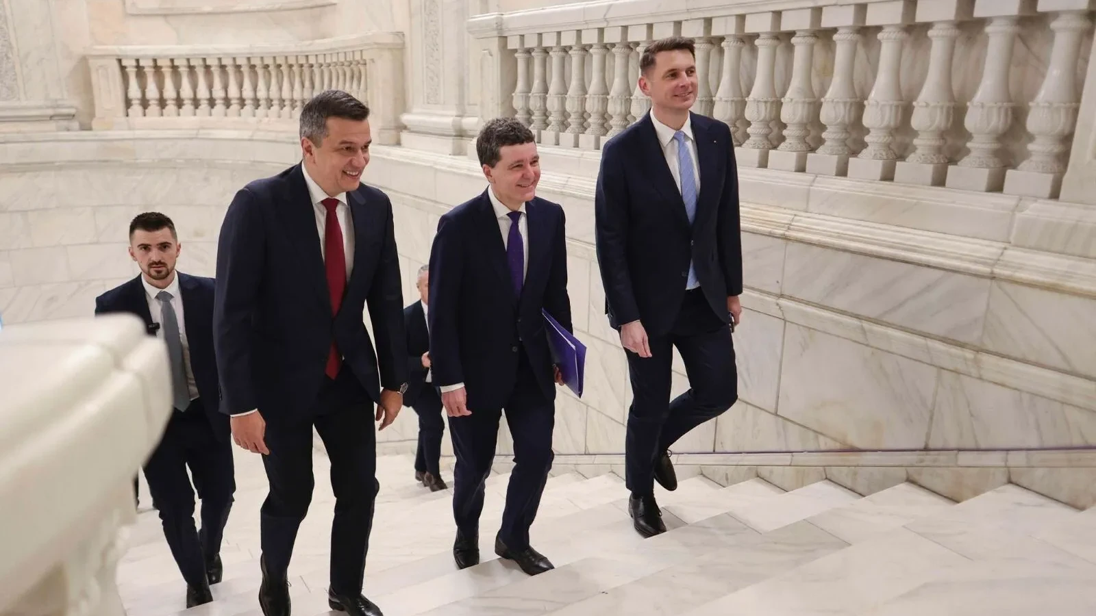 Președintele Senatului, Mircea Abrudean, face apel la președintele Nicușor Dan să medieze o soluție pentru menținerea coaliției de guvernare, în contextul tensiunilor apărute între partidele din coaliție