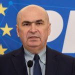 partidul-lui-ilie-bolojan-va-sesiza-cncd-dupa-ce-adrian-caciu-a-tipat-si-i-a-dat-peste-mana-senatoar.jpeg - RevistaPolitica