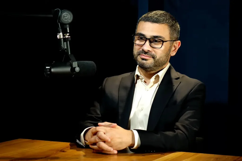 Ministrul Muncii, Florin Manole, a anunțat o amplă reorganizare a instituțiilor din subordine, ce va presupune comasarea agențiilor la nivel județean și reducerea numărului de directori