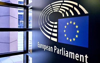 Europarlamentarul Nicu Ștefănuță cere o reformă radicală a sistemului politic românesc, comparând situația actuală cu un posibil „moment Ungaria”