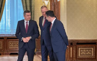 PSD retrage miniștrii din Guvern și pregătește moțiune de cenzură Partidul Social Democrat (PSD) a decis retragerea miniștrilor din Guvernul condus de Ilie Bolojan, după o ședință tensionată în care liderii au discutat despre strategia politică
