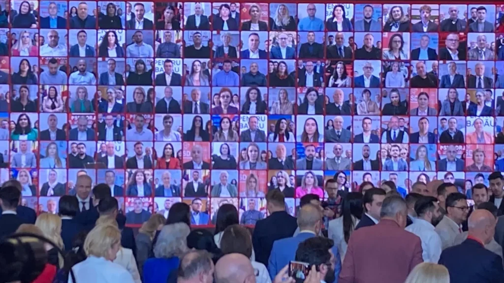 Reuniunea PSD intitulată „Momentul Adevărului”, eveniment care vizează retragerea sprijinului politic al premierului Ilie Bolojan, a debutat la Palatul Parlamentului