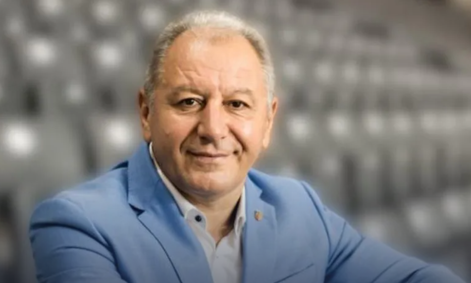 RADU MOLDOVAN, DEMISIE DE LA ȘEFIA PSD BISTRIȚA-NĂSĂUD DUPĂ PERCHEZIȚIILE DNA Radu Moldovan și-a dat demisia din funcția de președinte al organizației PSD Bistrița-Năsăud, în urma perchezițiilor efectuate de Direcția Națională Anticorupție (DNA)
