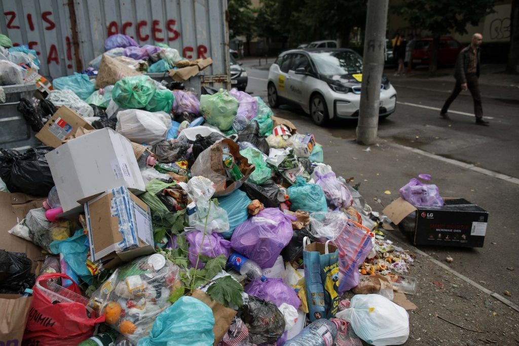 Sectorul 1: Nouă societate de salubrizare, propusă de Consiliul Local pentru curățenie și deszăpezire