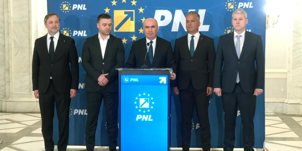 Premierul Ilie Bolojan anunță consultări pentru un guvern minoritar Președintele Partidului Național Liberal (PNL), premierul Ilie Bolojan, a declarat marți, după ședința Biroului Politic Național (BPN) al PNL, că vor avea loc consultări cu grupurile parlamentare pentru a obține sprijinul necesar pentru un guvern minoritar