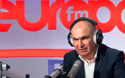 Prim-ministrul Ilie Bolojan a declarat vineri, la Europa FM, că miniștrii demisionari din PSD au fost influențați din afara guvernului