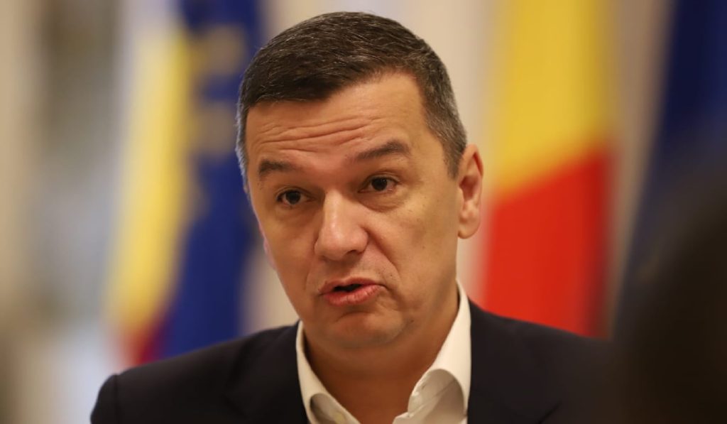 Sorin Grindeanu, președintele Partidului Social Democrat (PSD), a anunțat că va acționa în zilele următoare în conformitate cu mandatul primit, după ce 97,7% dintre colegi au votat pentru plecarea lui Ilie Bolojan