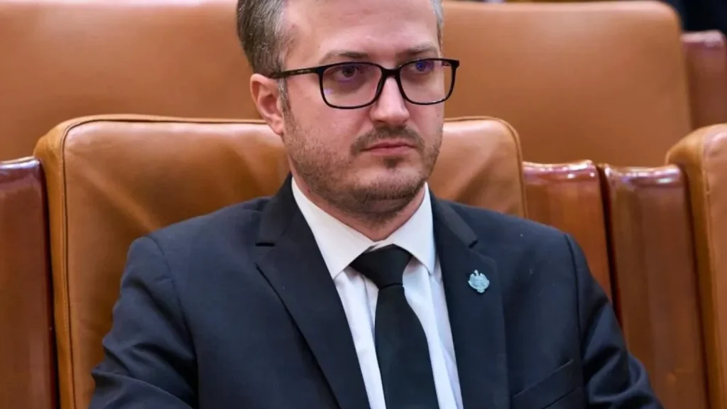 Deputatul AUR Ștefăniță Avrămescu a criticat dur incoerența partidelor din coaliția de guvernare, după ce reprezentanți ai USR au recunoscut că Green Deal a fost un proiect cu viziune „idealistă”