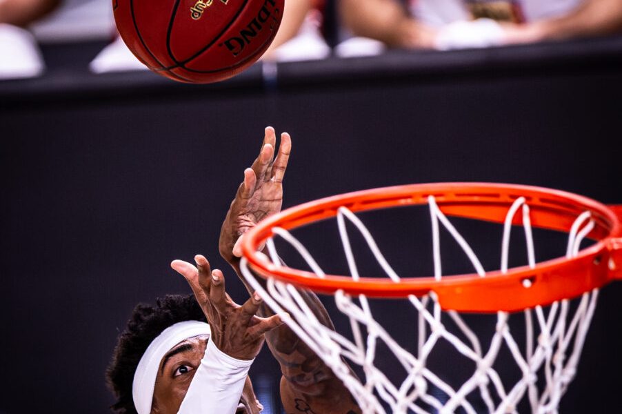 ubt-902x1024.jpg - RevistaPolitica