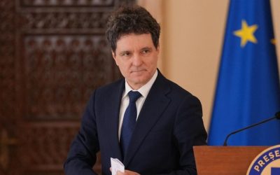 Nicuşor Dan, despre tensiunile din coaliție şi viitorul politic Primarul General al Capitalei, Nicușor Dan, a abordat, într-o intervenție la un post de radio, situația politică actuală și tensiunile din coaliția de guvernare
