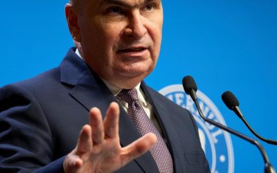 Premierul Ilie Bolojan anticipează o posibilă criză politică, după ce a declarat că Partidul Social-Democrat ar putea decide, luni, să înceteze colaborarea cu Guvernul