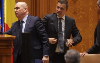 Ilie Bolojan, premierul României, se confruntă cu o posibilă demitere, după ce PSD și-a anunțat intenția de a-i retrage sprijinul politic