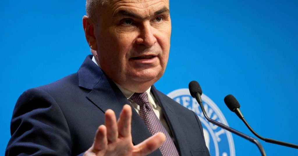 Ilie Bolojan, premierul ţării, a anunțat duminică posibile remanieri guvernamentale, sugerând că unii membri ai cabinetului ar putea fi demiși