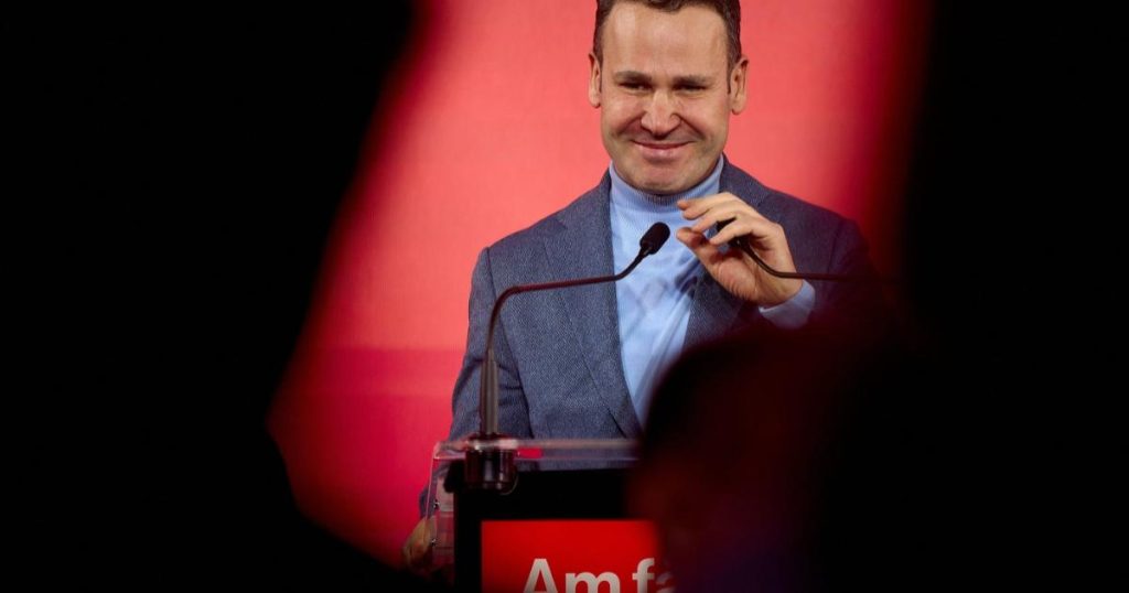 Primarul Sectorului 3, Robert NEGOIȚĂ, a punctat câteva aspecte legate de Ilie BOLJOIN, subliniind importanța reformelor în administrație și în societățile de stat, indiferent de preferințele personale