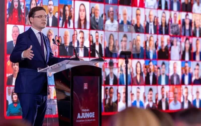 Victor Negrescu, europarlamentar din partea Partidului Social Democrat (PSD), a lansat un avertisment public, criticând actuala formulă guvernamentală