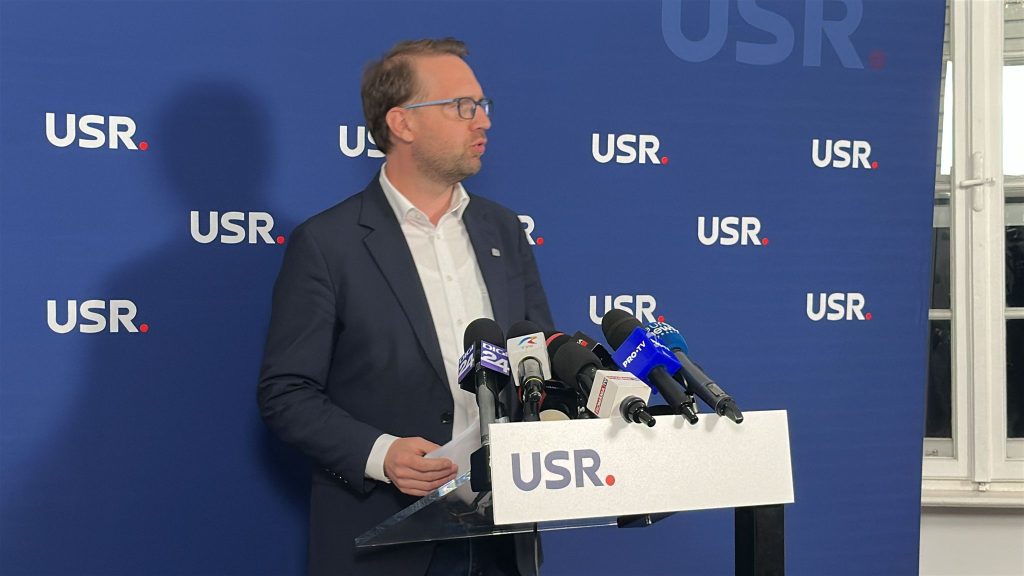PSD retrage sprijinul politic premierului Ilie Bolojan Partidul Social Democrat (PSD) a decis retragerea sprijinului politic pentru premierul Ilie Bolojan, în urma unui vot electronic exprimat de membrii partidului