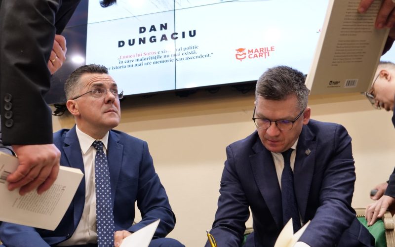 AUR vine la consultări cu președintele, dar pune condiții clare pentru susținerea unui guvern Alianța pentru Unirea Românilor (AUR) va participa luni la consultările convocate de președintele României, Nicușor Dan, pentru desemnarea unui nou premier