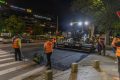 Asfaltare nocturnă în București: Vezi lista străzilor pe care se lucrează