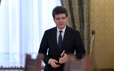 Președintele Nicușor Dan convoacă consultări pentru desemnarea premierului Președintele României, Nicușor Dan, a demarat procesul de consultări cu partidele parlamentare pentru a desemna candidatul pentru funcția de prim-ministru