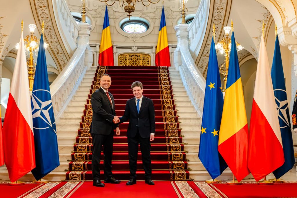 B9 și NATO: Nawrocki avertizează, Europa are nevoie de investiții masive