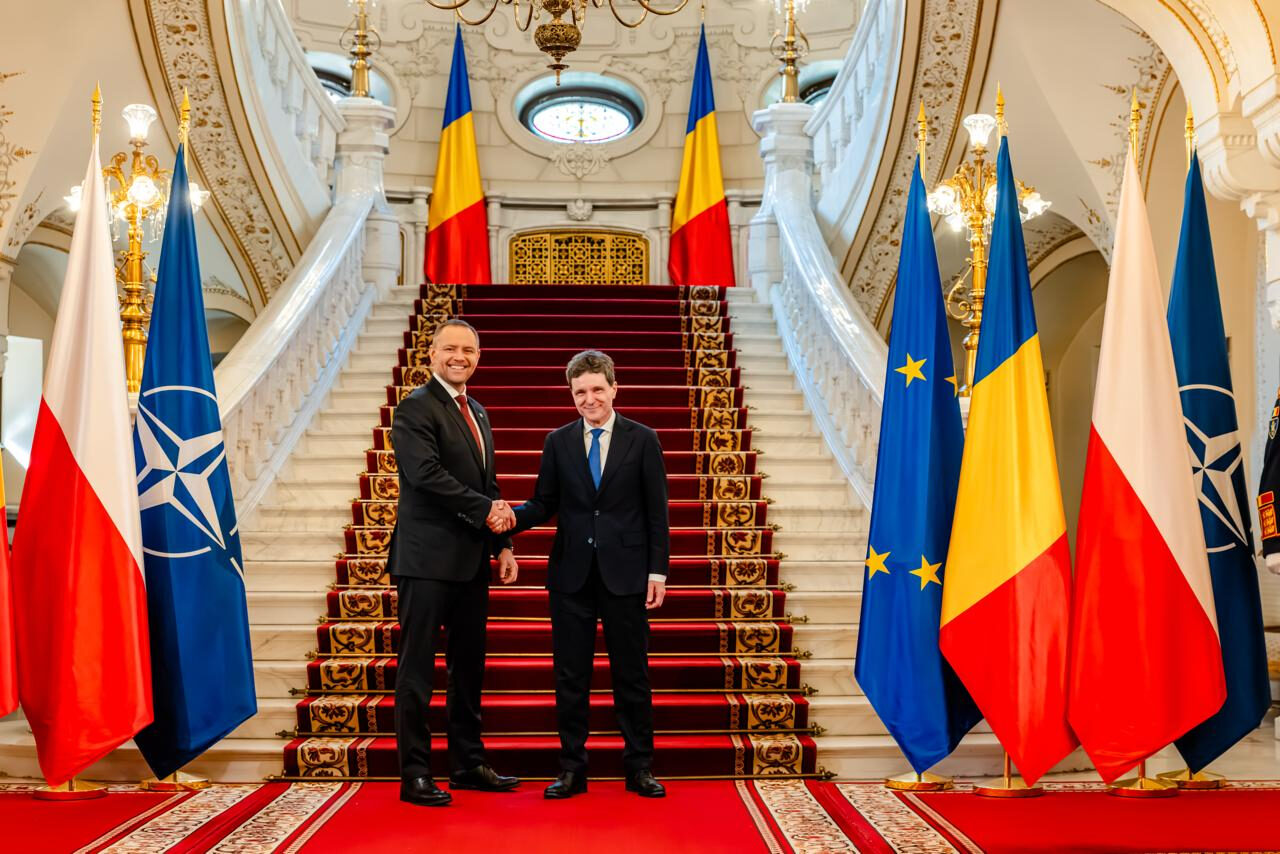 B9 și NATO: Nawrocki avertizează, Europa are nevoie de investiții masive