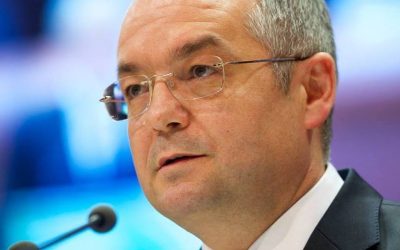 Boc, apel la dialog: Negocieri crâncene pentru a bloca moțiunea de cenzură