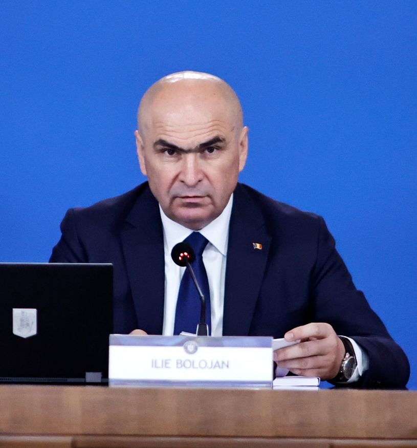 Bolojan ATACĂ PSD: Guvern dărâmat pentru a ascunde „pseudoștiri”!