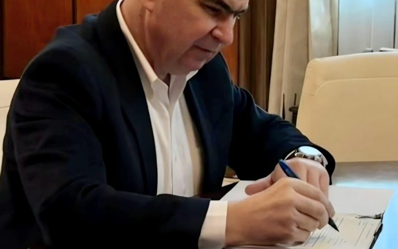 Bolojan și Nicușor Dan, discuții pentru ieșirea din criza politică