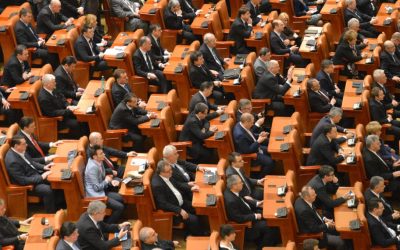 Funcționarii de la Camera Deputaților, cu GREVA pe buze: Atac la legea salarizării