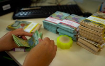 O jurnalistă română, BIANCA Iacob, relatează din zonele de conflict, împărtășind experiența sa într-o lume dominată, adesea, de bărbați