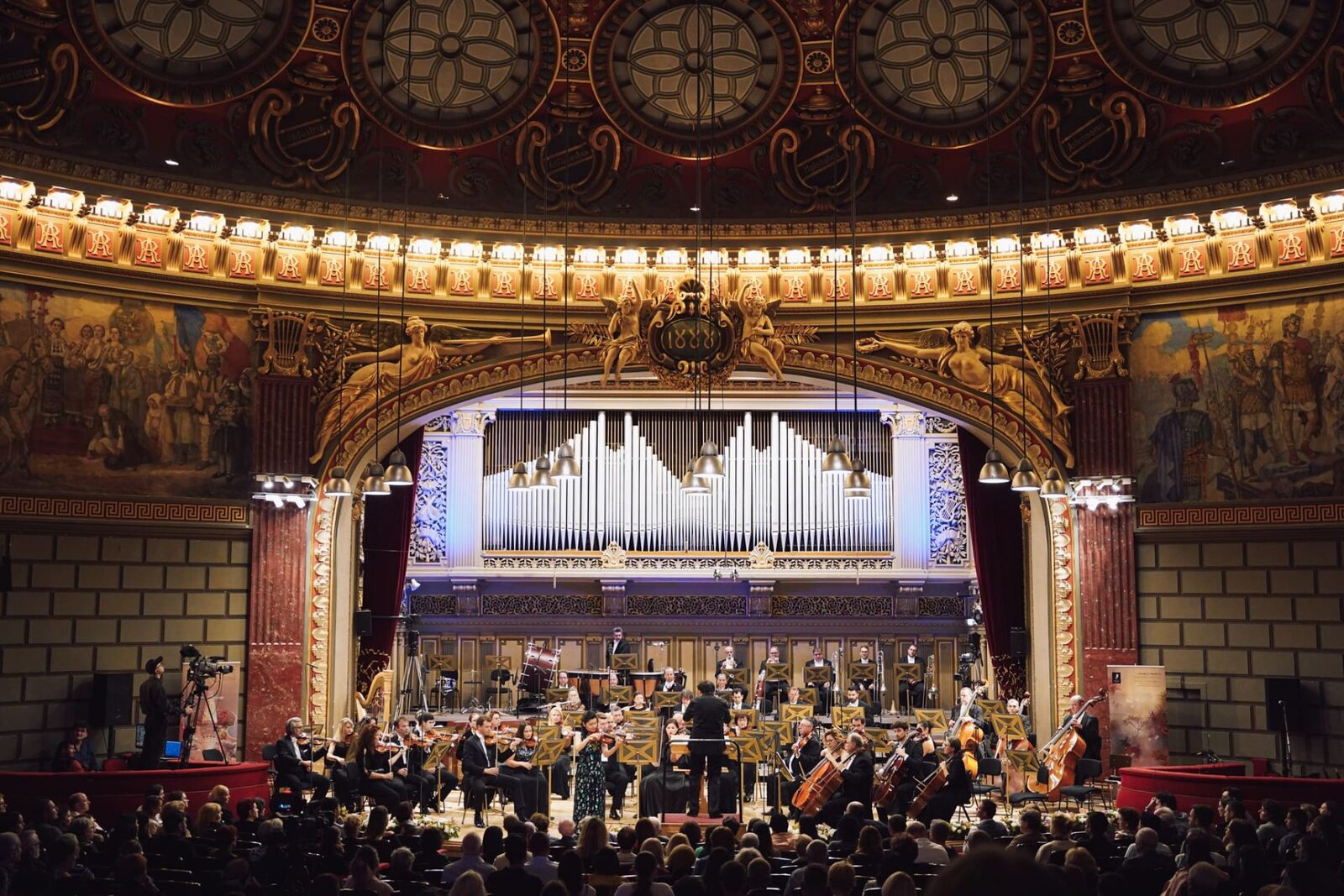 Premii SPECIALE pentru tinerii muzicieni la Concursul ENESCU 2026
