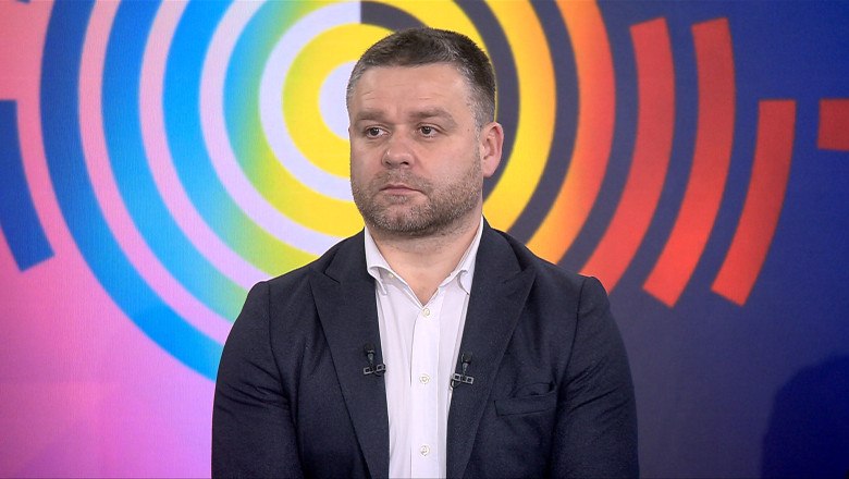 Ciprian Ciucu dezvăluie starea lui Nicușor Dan după consultările de la Cotroceni Prim-vicepreședintele PNL, Ciprian Ciucu, a declarat că l-a găsit pe Nicușor Dan „surprins și îngrijorat” în timpul consultărilor de la Cotroceni, după demiterea Guvernului
