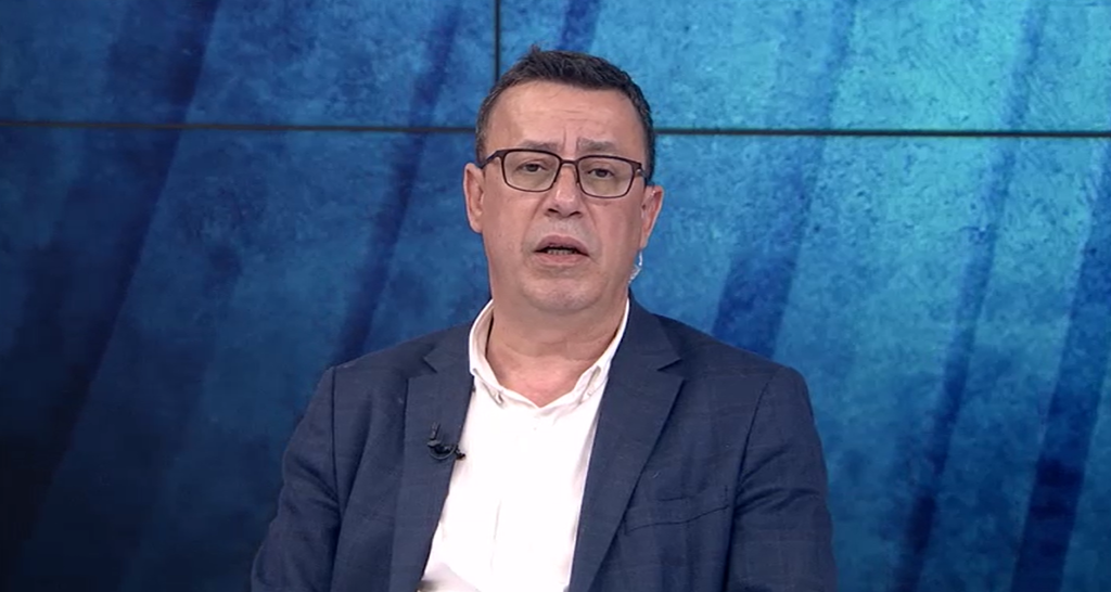 Scandalul Guvernului Bolojan: Adevărul iese la iveală Victor Ciutacu, editorialist la România TV, analizează consecințele rupturii din guvernul condus de Ilie Bolojan