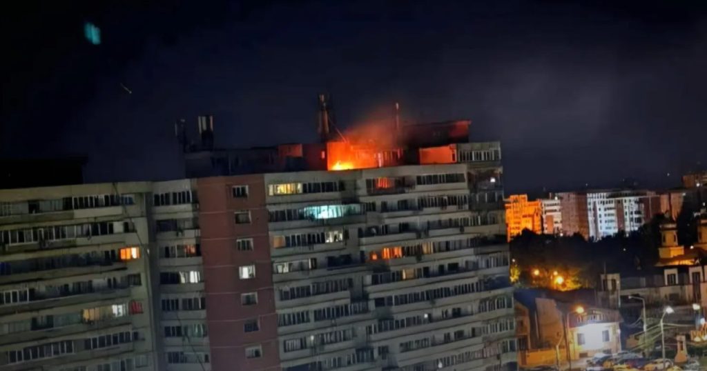 O dronă rusească a fost detectată și monitorizată de NATO înainte de a lovi un bloc de apartamente din Galați, dar nu a putut fi doborâtă, a precizat o sursă din cadrul Alianței