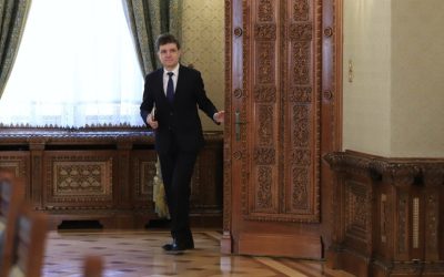 Consultări eșuate la Cotroceni: Nicușor Dan caută soluții pentru o guvernare stabilă Consultările convocate de Președintele Nicușor Dan la Palatul Cotroceni pentru a găsi o soluție la criza politică actuală nu au condus, deocamdată, la un rezultat concret