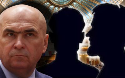 Fostul premier Ilie Bolojan este acuzat că și-a instalat propria echipă de la Oradea în funcții cheie, oferindu-le salarii generoase din bani publici