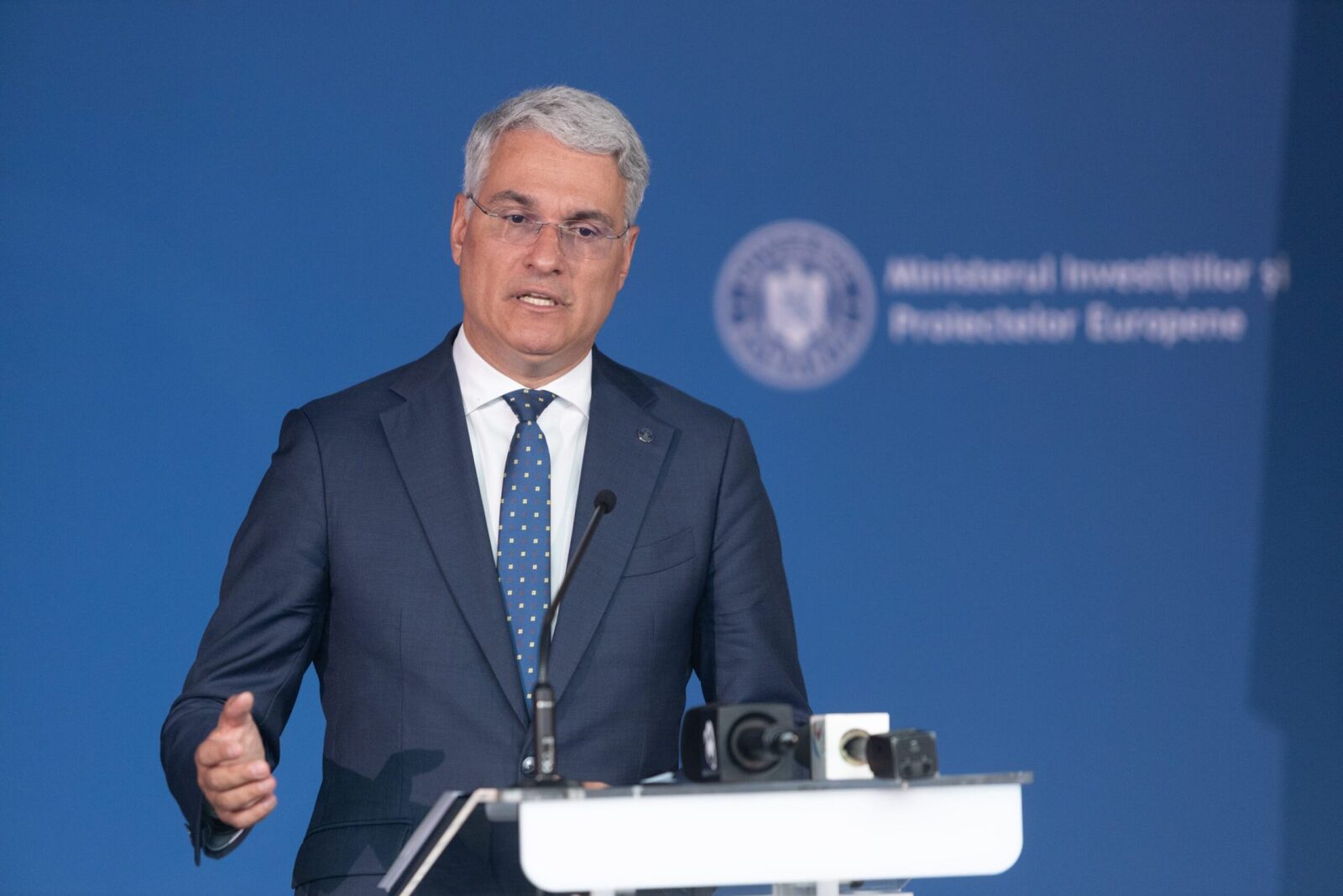 Federația Sindicatelor Naționale ale Polițiștilor și Personalului Contractual din România (FSNPPC) cere demisia ministrului interimar al Muncii, Dragoș Pîslaru