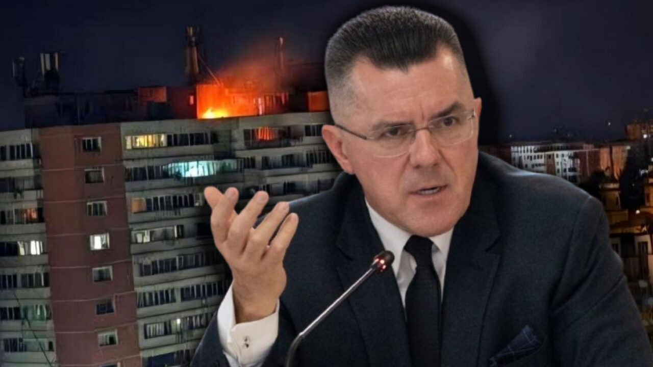 O dronă rusească prăbușită în Galați stârnește controverse și critici politice O dronă, despre care Ministerul Apărării Naționale a confirmat că este de tip Geran 2 și de proveniență rusească, a lovit un bloc din Galați