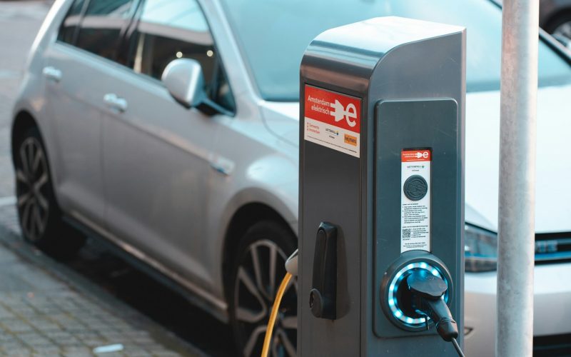 Sectorul 6, București: 40 de stații de încărcare pentru mașini electrice