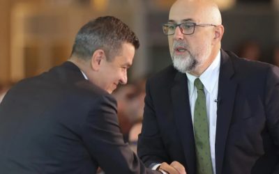 Sorin Grindeanu anunță susținerea UDMR pentru un guvern minoritar PSD PSD-ul ar putea forma un guvern minoritar cu sprijinul UDMR, potrivit declarațiilor lui Sorin Grindeanu