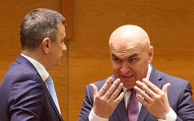 PSD acuză guvernul demis de numiri politice controversate în funcții publice Partidul Social Democrat (PSD) critică vehement ultimele decizii ale guvernului demis, acuzând instalarea unor persoane fără competențe în funcții-cheie