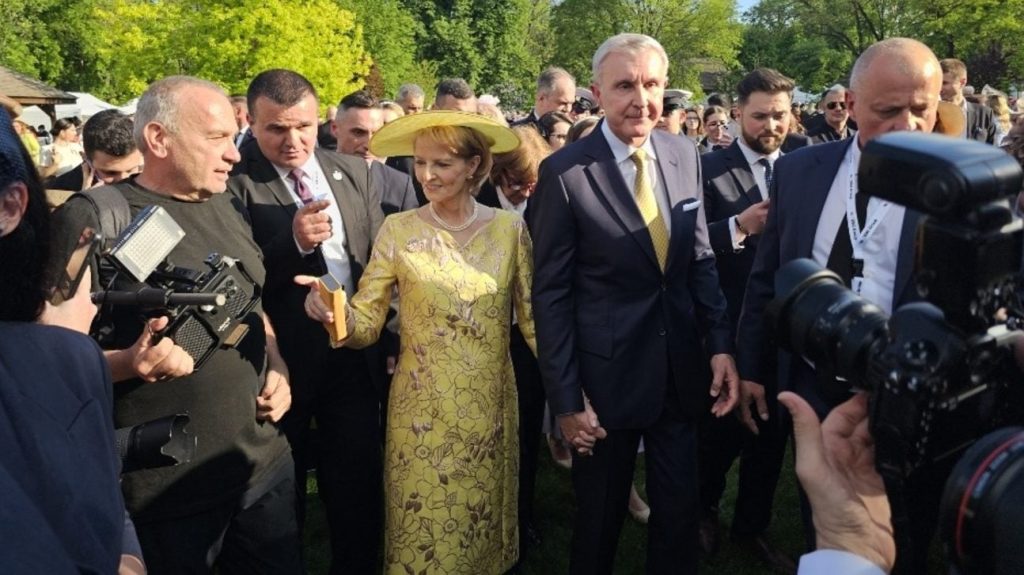 Majestatea Sa Margareta și Principele Radu Duda au participat la Garden Party-ul anual de la Palatul Elisabeta, dar evenimentul s-a încheiat mai repede decât în anii precedenți