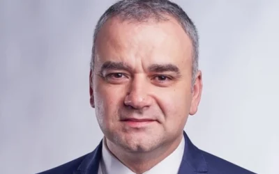 Senatorul USR Marius Bodea a lansat un atac dur la adresa primarului din Iași, Mihai Chirica, cerând Partidului Național Liberal (PNL) să ia măsuri urgente