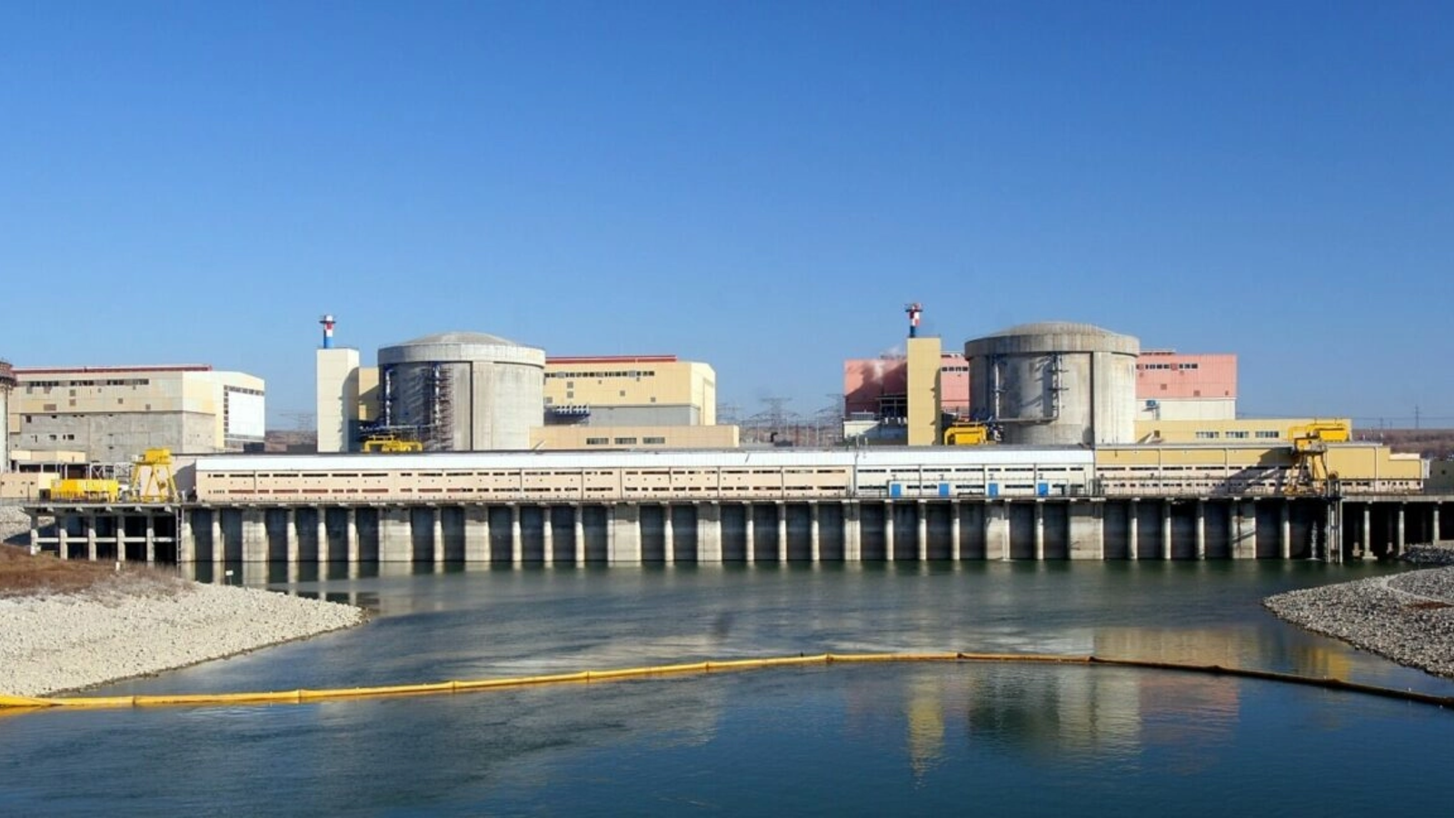 Guvernul a aprobat recent un memorandum care autorizează Ministerul Energiei să mandateze reprezentanții statului în Adunarea Generală a Acționarilor Nuclearelectrica pentru a aproba distribuirea dividendelor